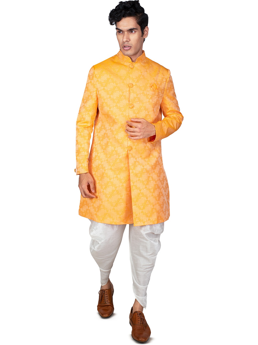 

ANIL KUMAR AJIT KUMAR Printed Sherwani Set, Orange