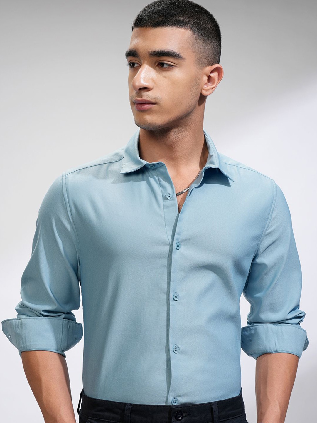 

HIGHLANDER Men Comfort Slim Fit Opaque Casual Shirt, Blue
