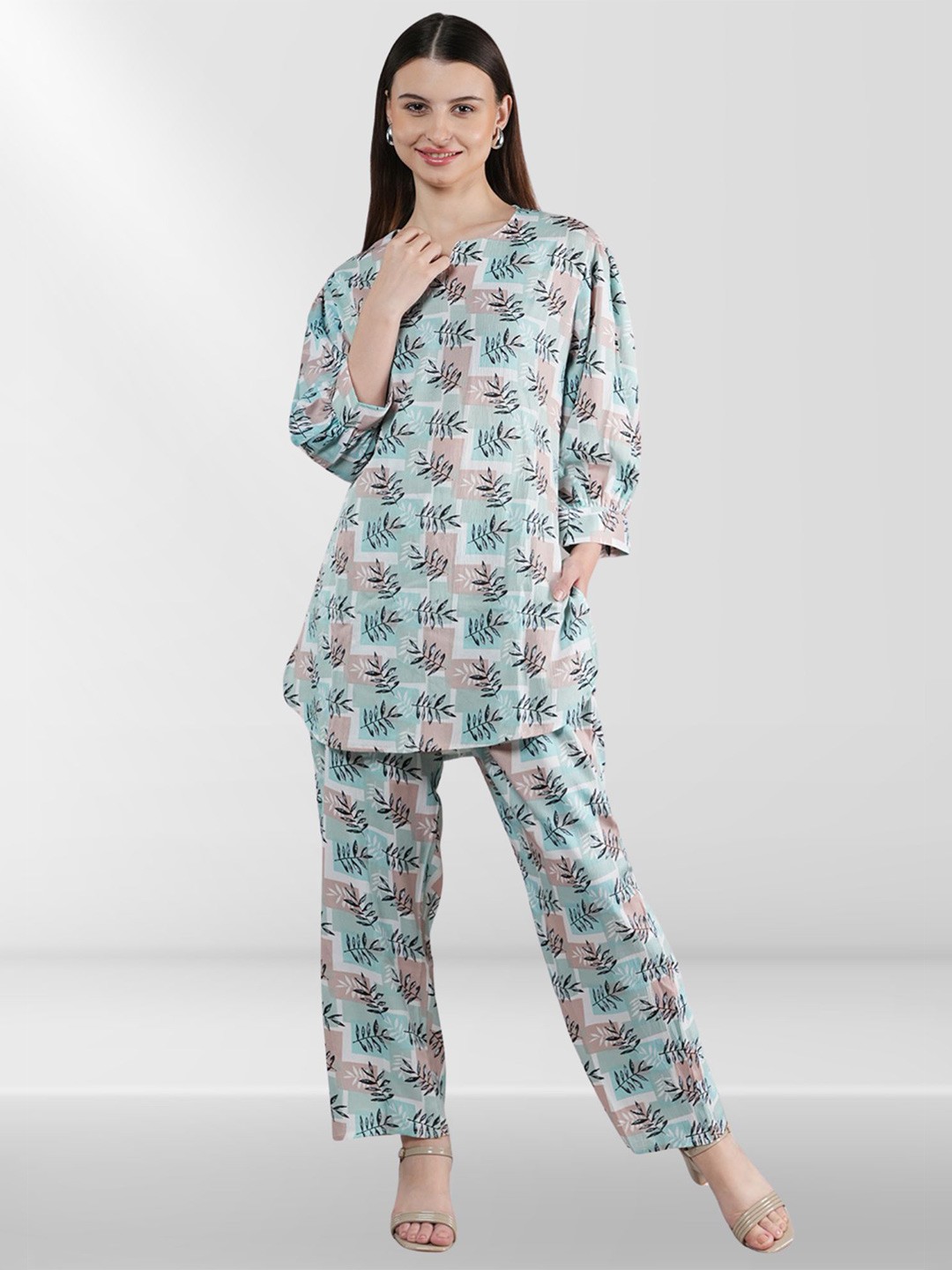 

Belfry Printed Round Neck Kurti With Palazzo Kurta Set, Green