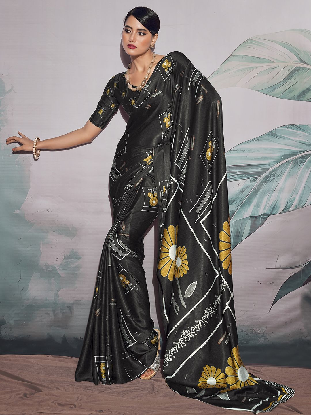 

LeeliPeeri Designer Floral Satin Saree, Black