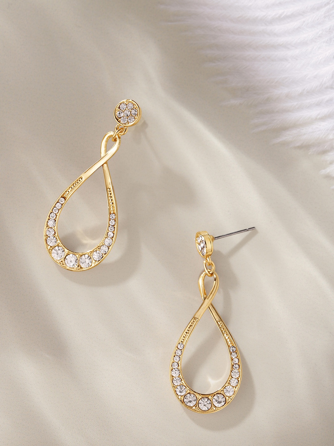 

DressBerry Teardrop Shaped Stone-Studded Drop Earrings, Gold