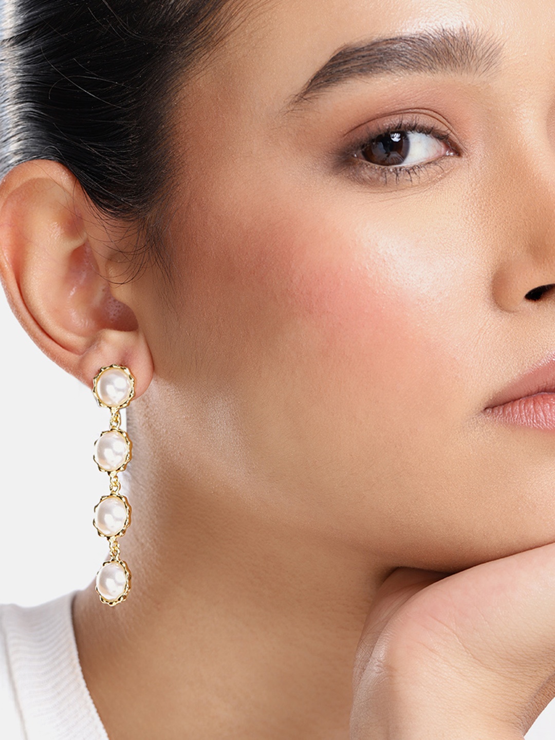 

DressBerry Circular Drop Earrings, Gold