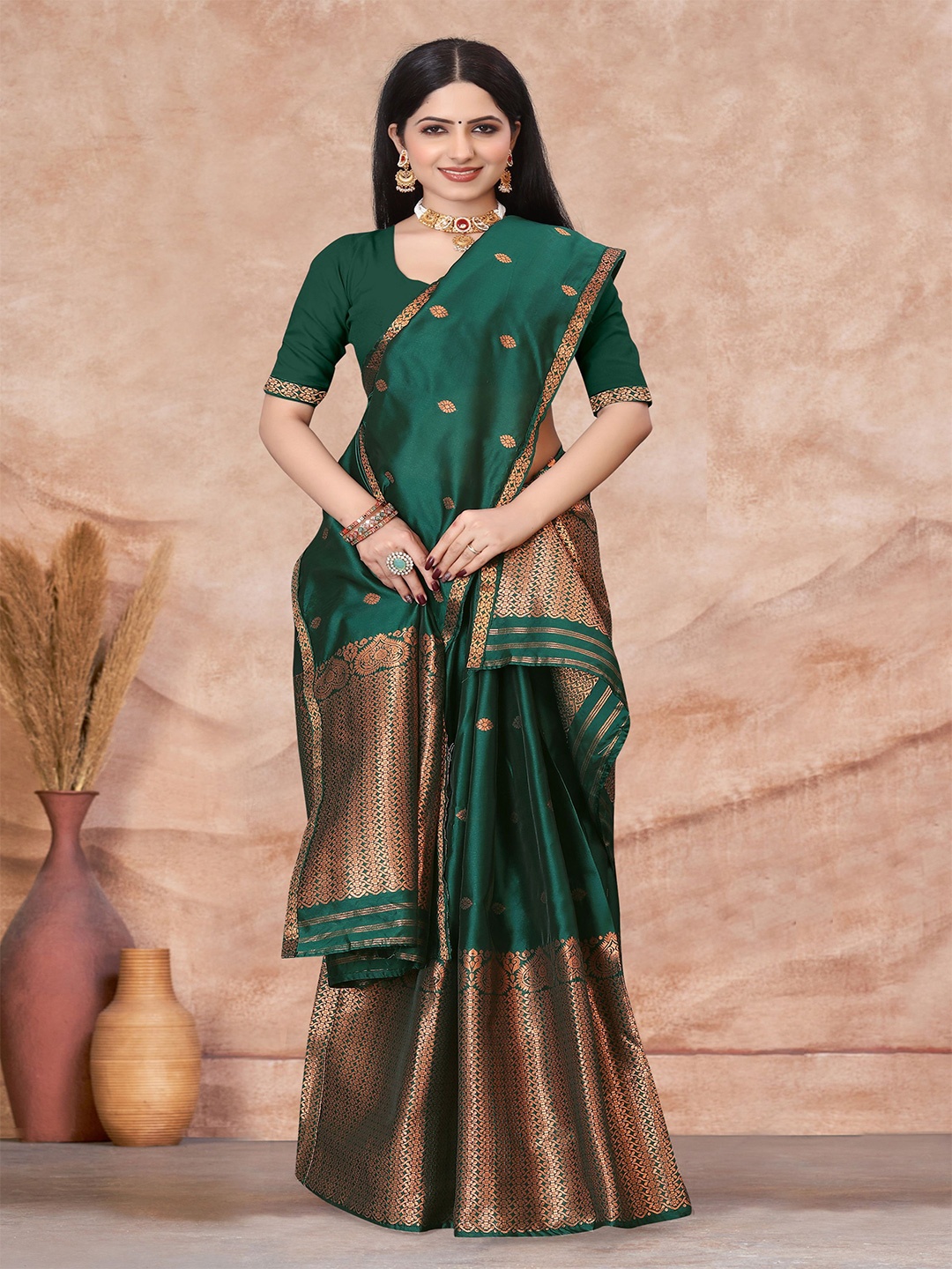

KAMDAR Zari Jacquard Woven Poly Pat Silk Assamese Mekhela Sador, Green