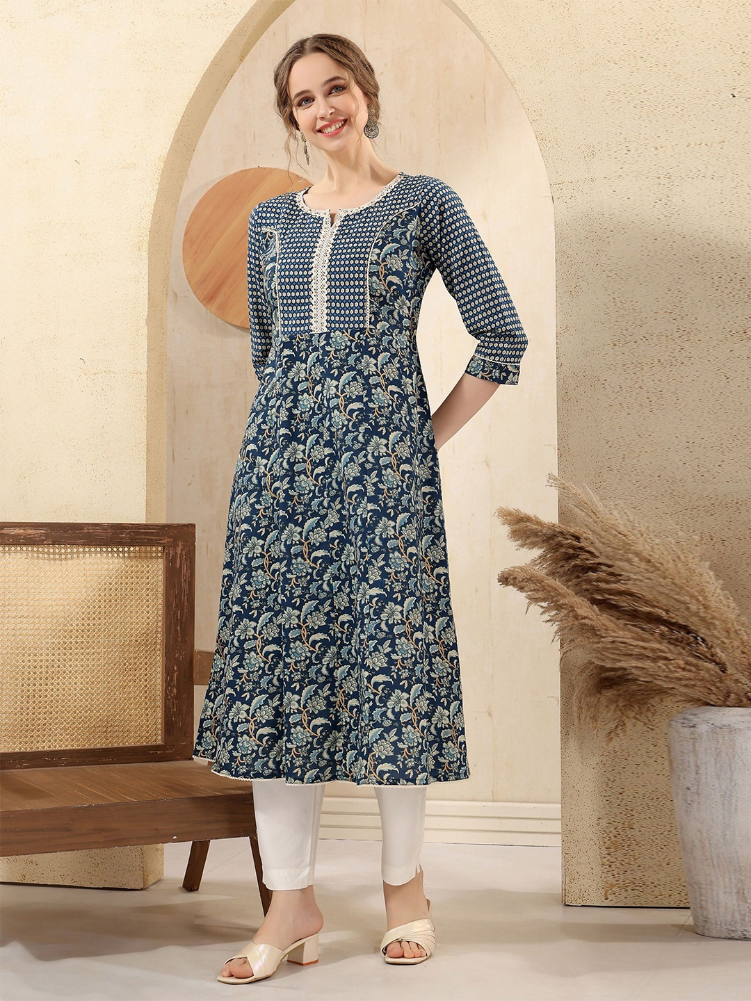 

Meher Impex Ethnic Motifs Printed Floral Anarkali Kurta, Blue