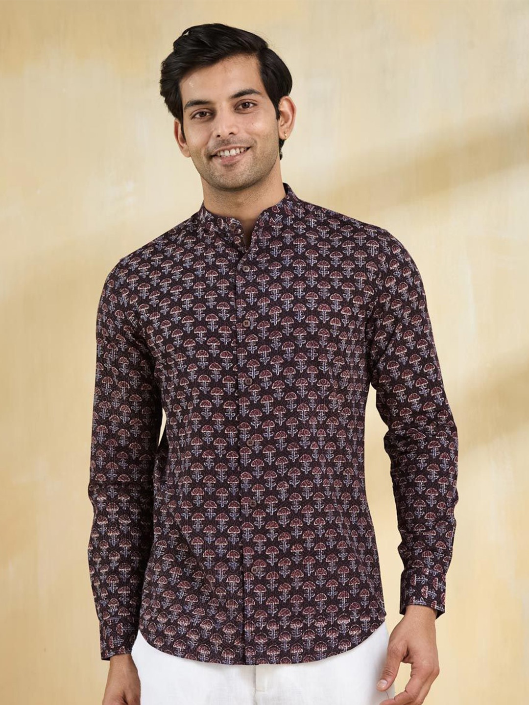 

Fabindia Men Slim Fit Opaque Printed Casual Shirt, Brown