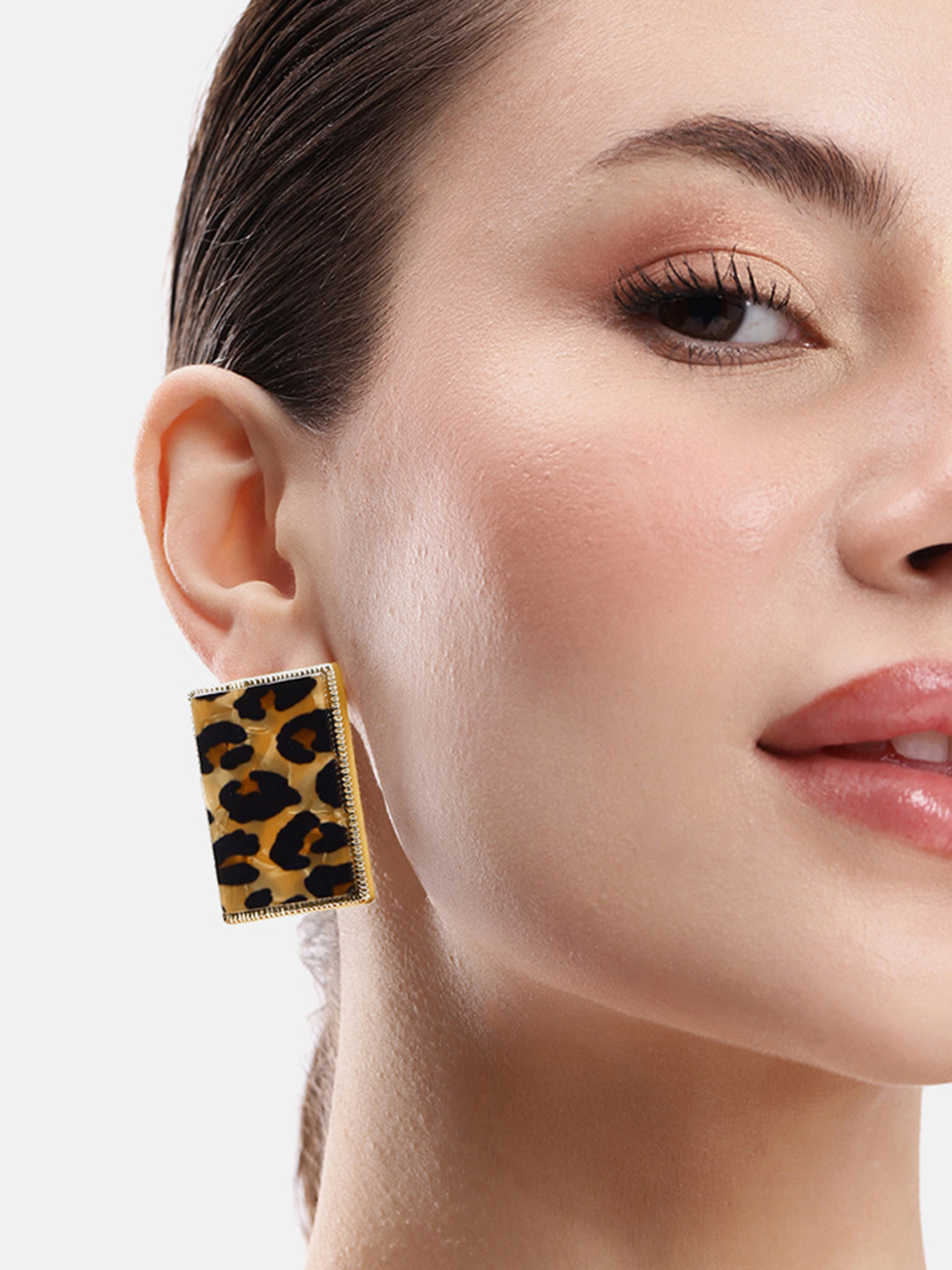

DressBerry Square Drop Earrings, Gold