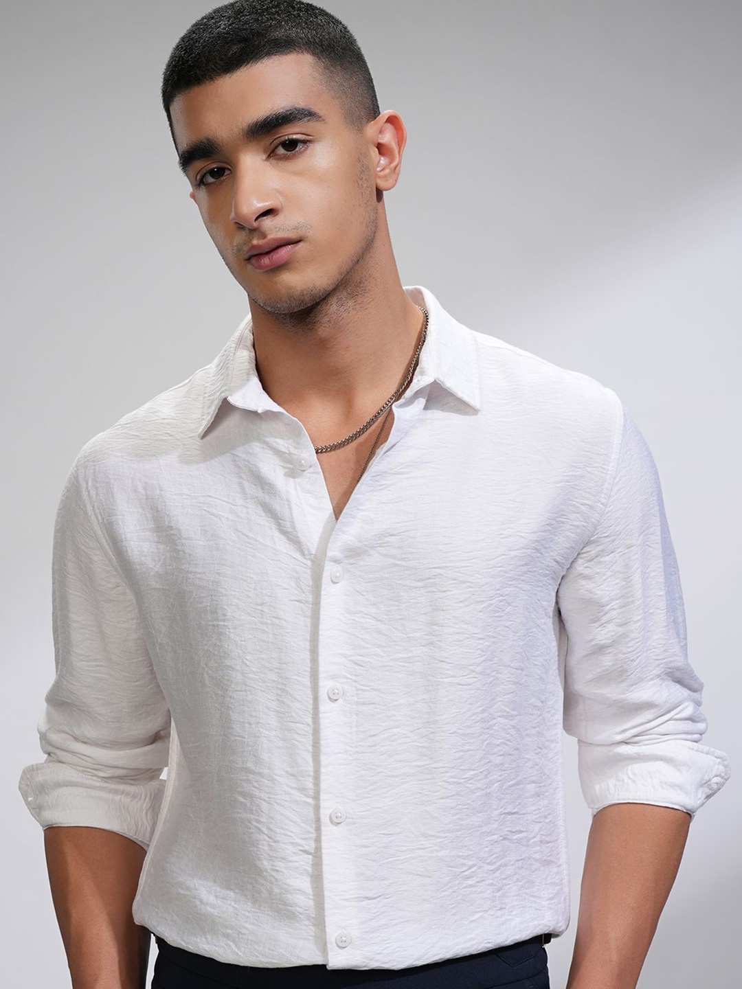 

HIGHLANDER Men Comfort Slim Fit Opaque Casual Shirt, White