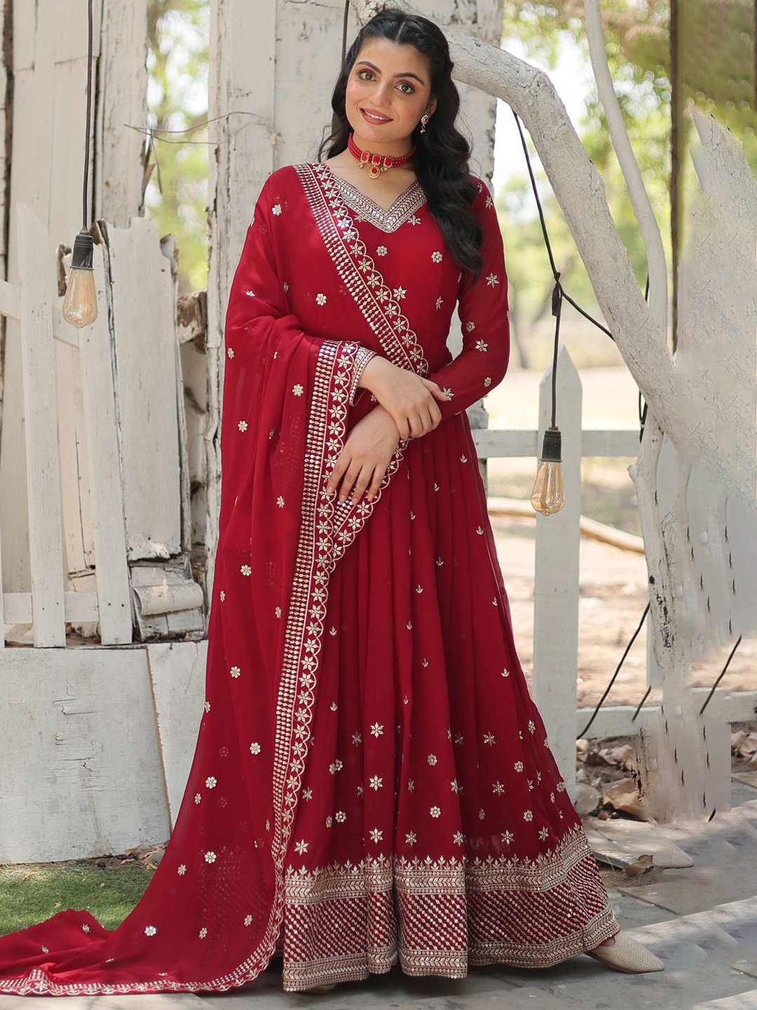 

Anara Women Geometric Embroidered Sequinned Georgette Anarkali Kurta, Maroon