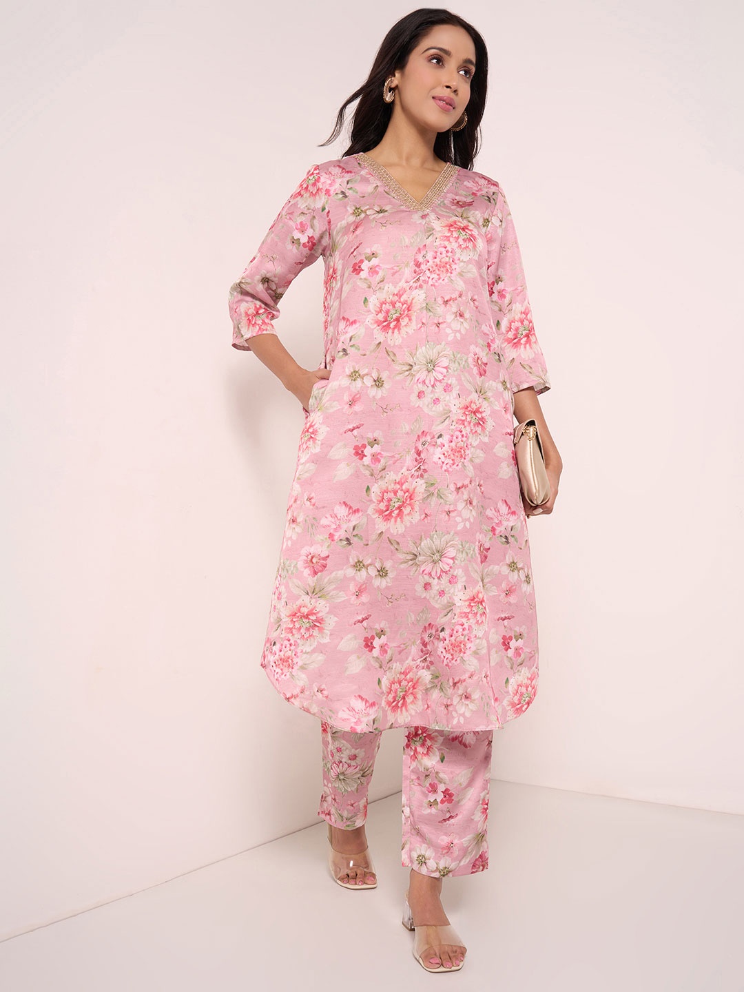 

RANGMANCH BY PANTALOONS Women Floral Printed Regular Kurta with Trousers, Mauve