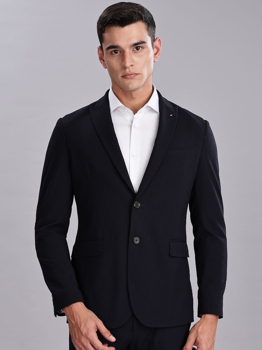

Tommy Hilfiger Vertical-Striped Single-Breasted Formal Blazer, Navy blue