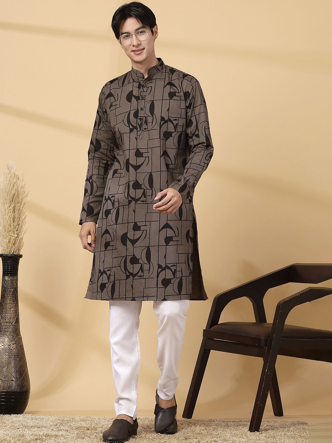 

Majestic Man Men Ethnic Motifs Printed Kurta, Olive