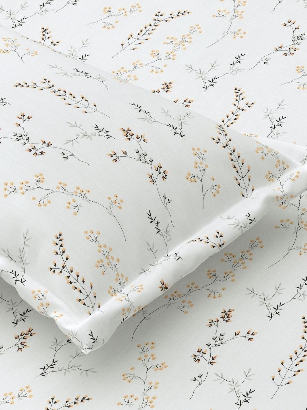 

Jaipur Weaves White & Grey Floral King Bedsheet with 2 Pillow Covers