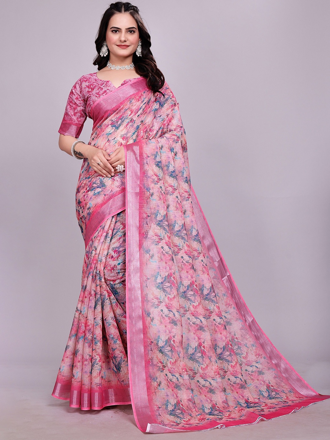 

TORONFRAS Floral Zari Linen Blend Saree, Pink