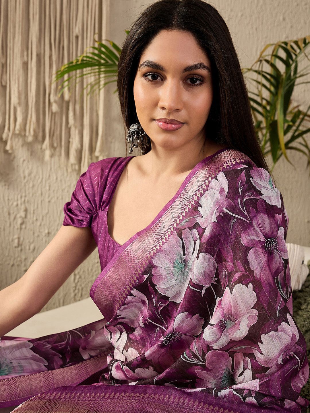 

Saree mall Floral Sungudi Sarees, Magenta