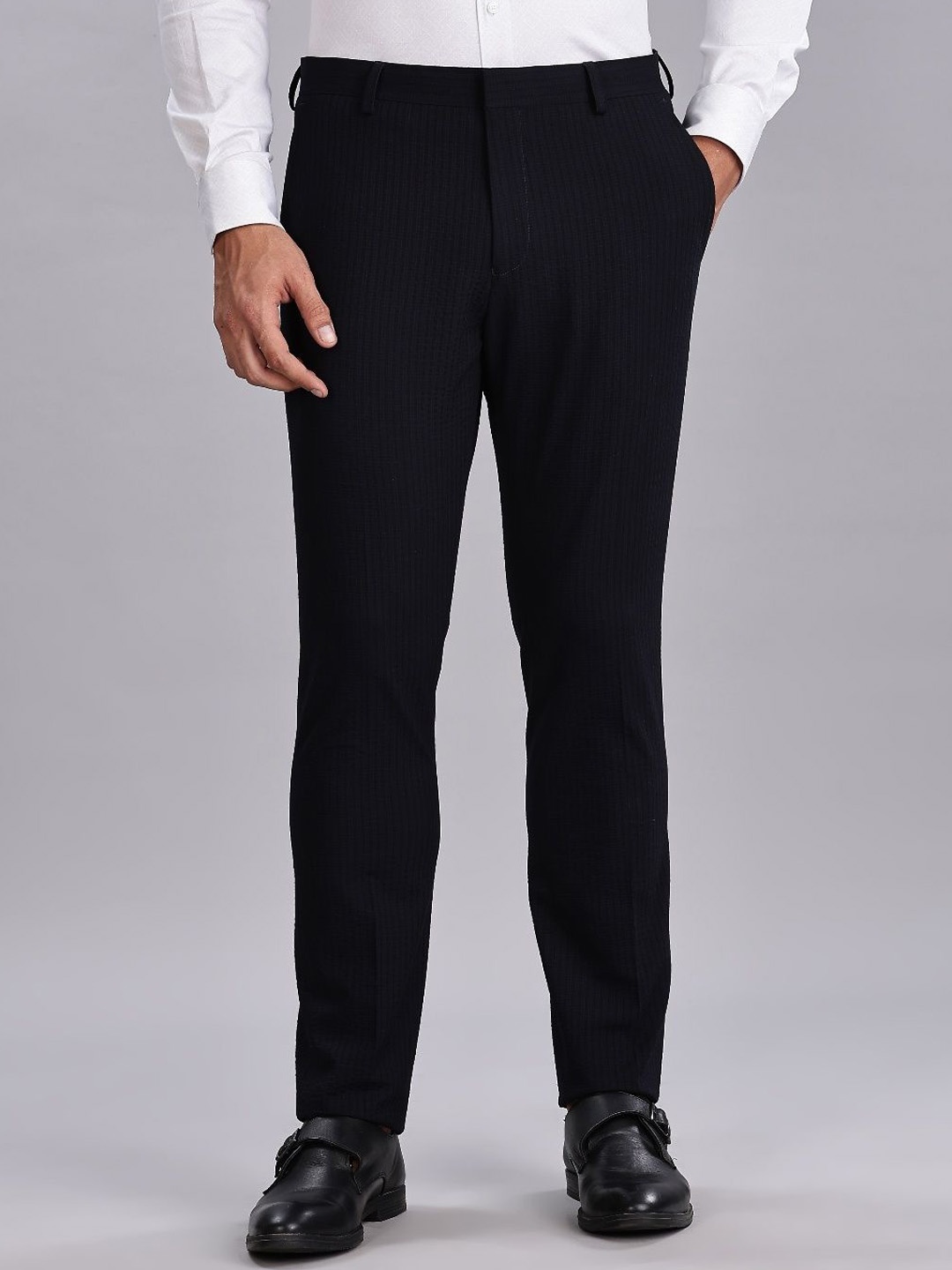 

Tommy Hilfiger Men Checked Trousers, Navy blue