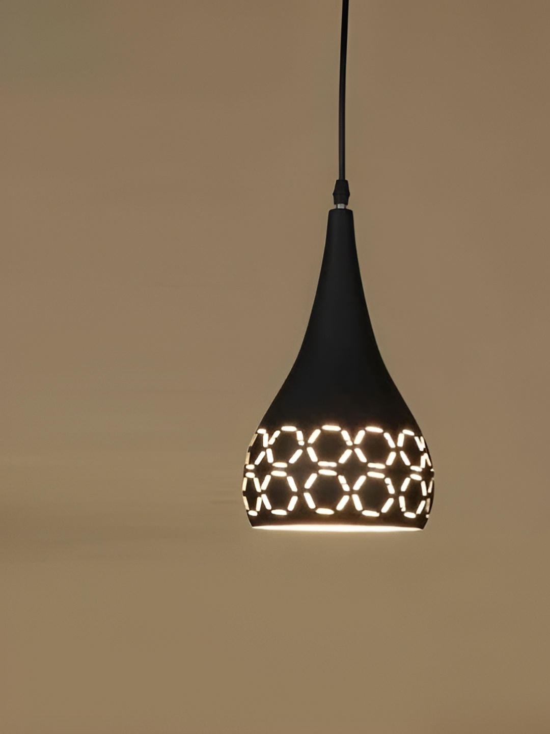 

GAUVIK Black Textured Aluminium Ceiling Lamp