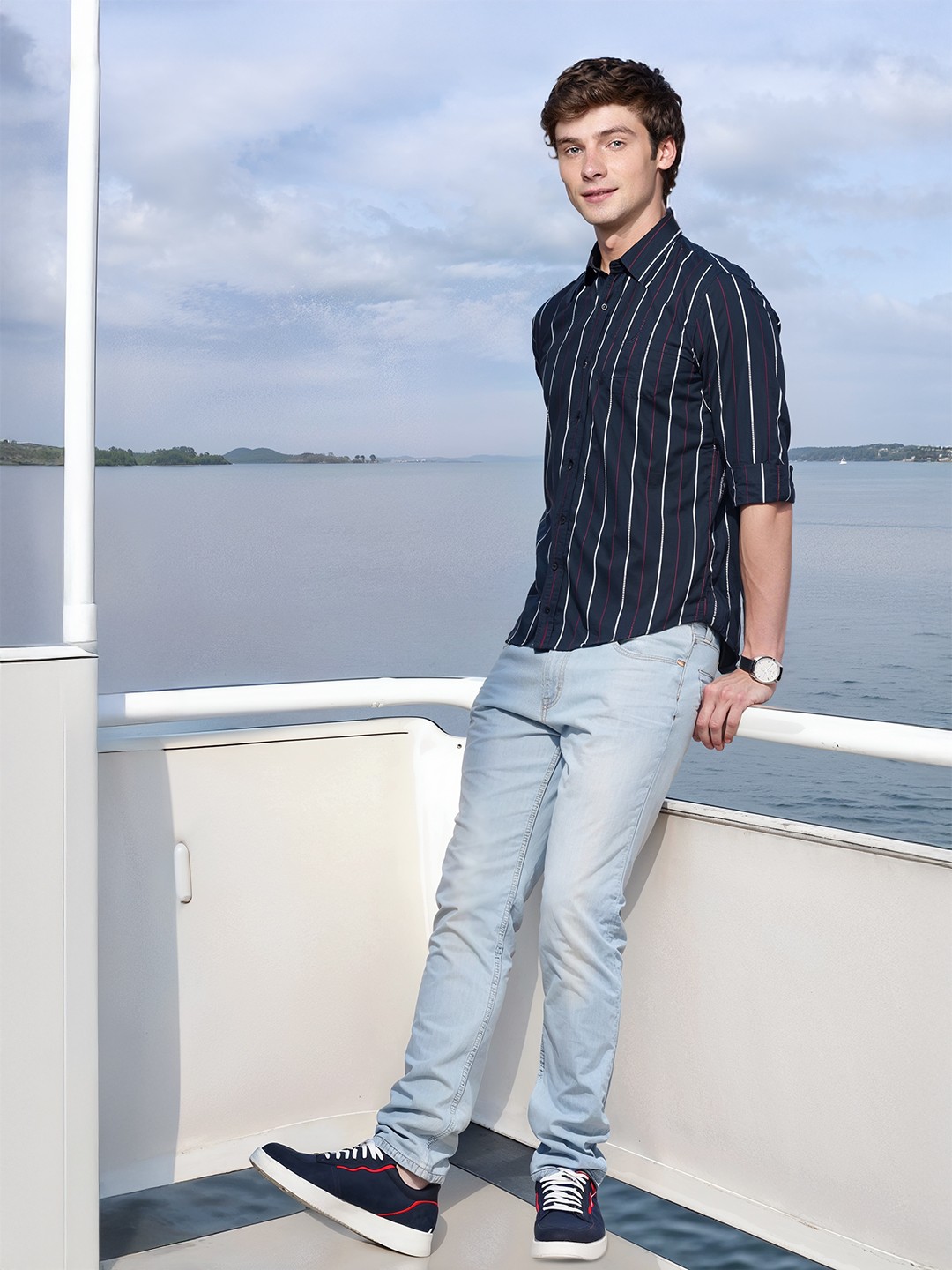 

Nautica Pure Cotton Slim Fit Striped Casual Shirt, Navy blue
