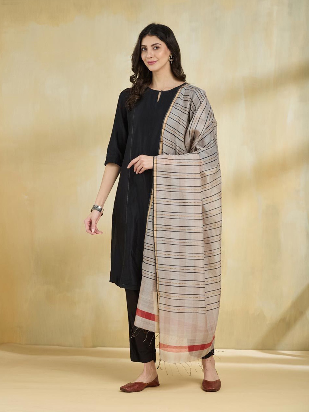 

Fabindia Striped Cotton Silk Dupatta, Grey