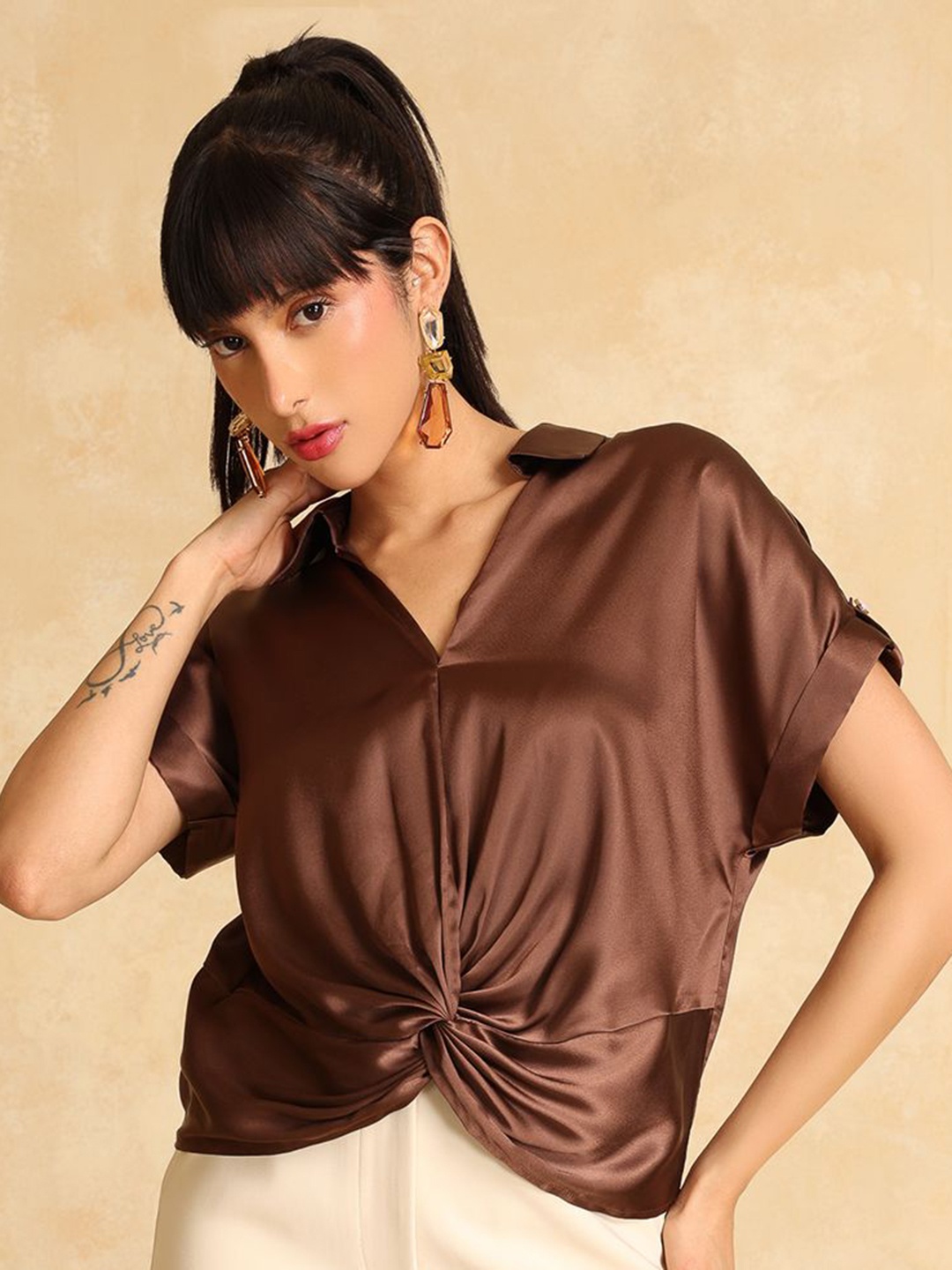 

Kazo Kimono Sleeve Satin Top, Brown