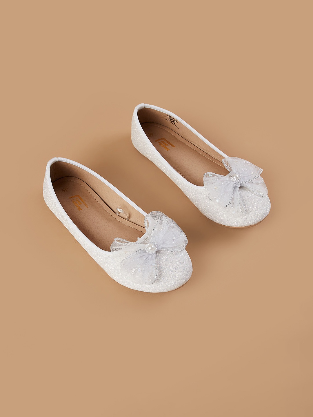 

Fame Forever by Lifestyle Girls Slip-On Sneakers, White