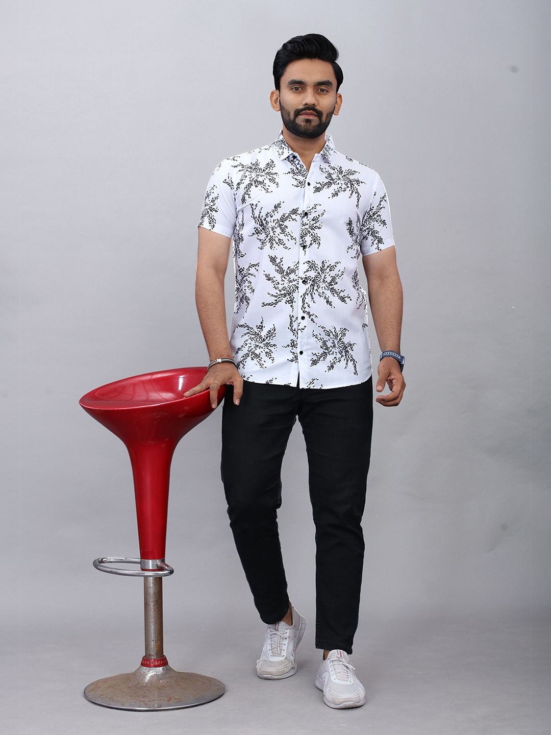 

STI Men Classic Opaque Printed Casual Shirt, Black