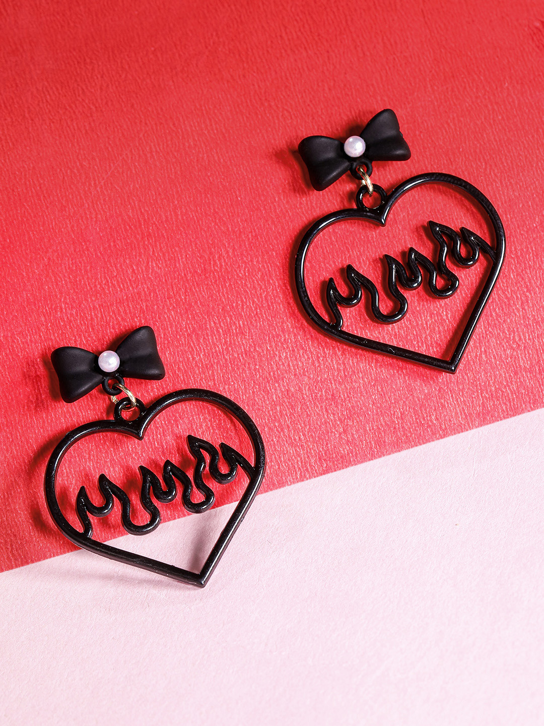 

DressBerry Heart Shape Drop Earrings, Black