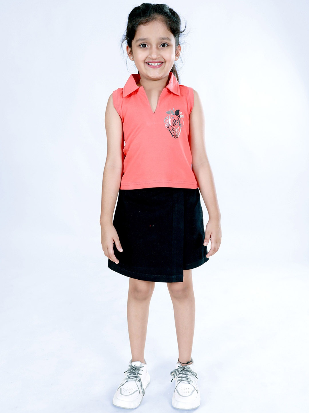 

KiddoPanti Cropped Sleeveless Pure Cotton T-Shirt With Skorts Clothing Set, Coral
