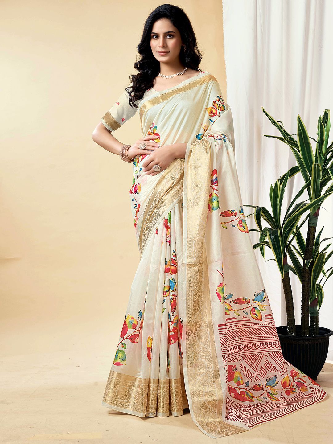 

all about you Floral Zari Silk Blend Kanjeevaram Saree, Off white