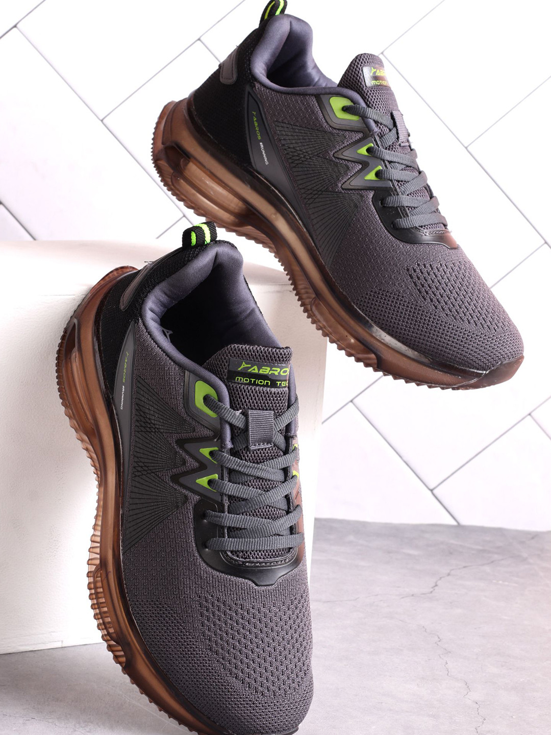 

ABROS Men Mesh Running Shoes, Grey