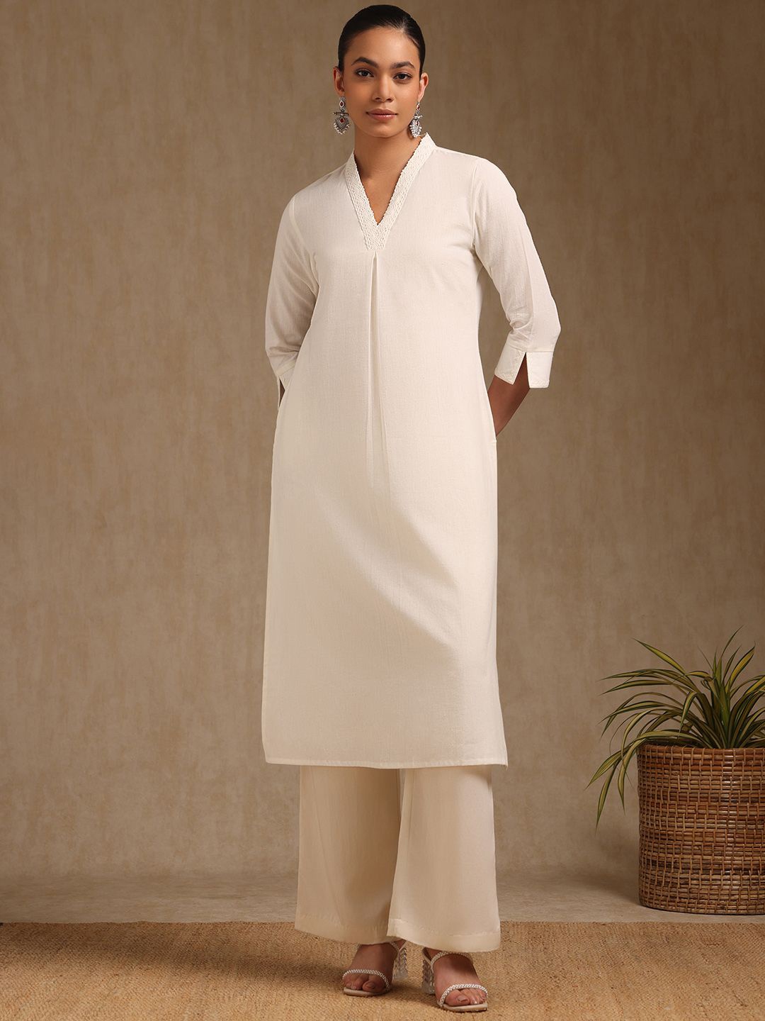 

Soch Women Gotta Patti Kurta, Off white