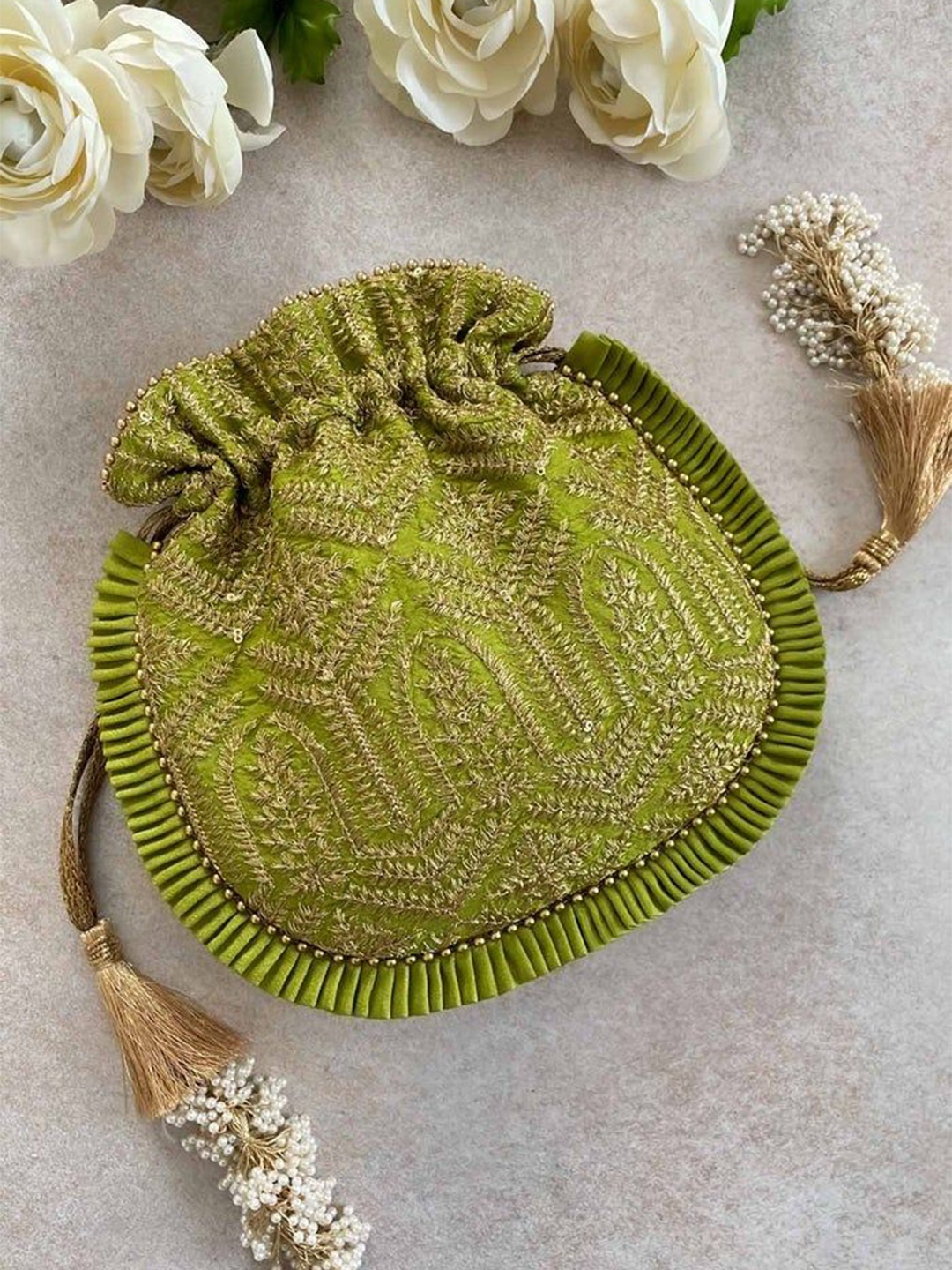 

AMYRA Half Moon Sling Bag with Tasselled, Green