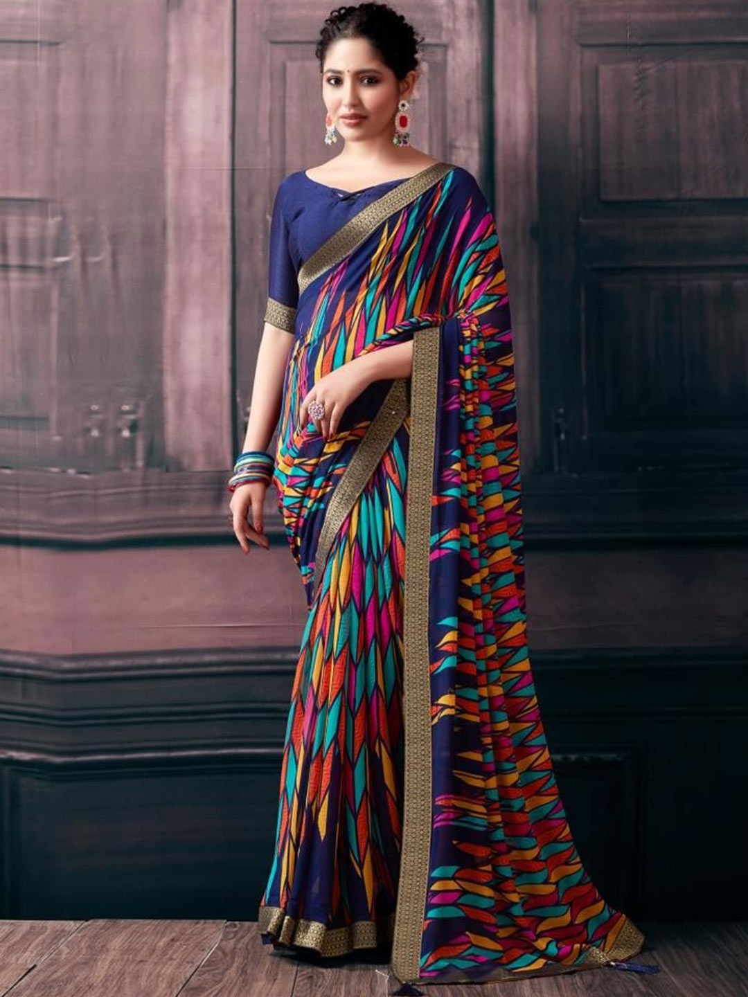 

Styleveda Zari Pure Georgette Saree, Pink