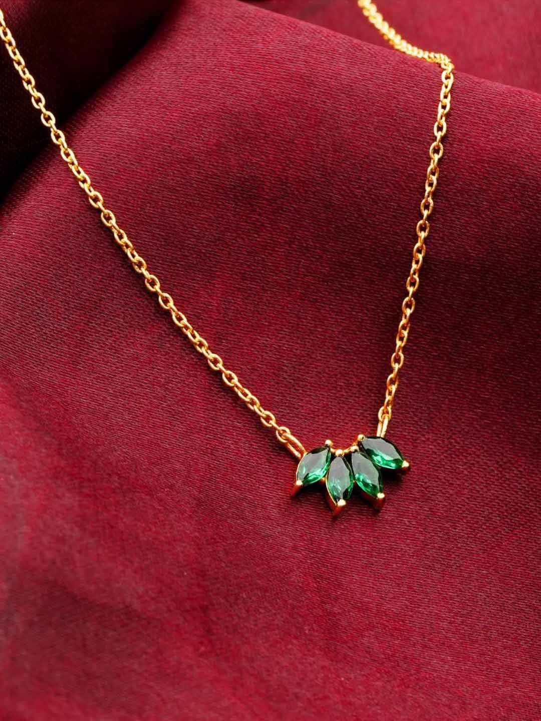 

Soraya Luxe 925 Sterling Silver Gold plated Verdant Bloom Pendant Necklace