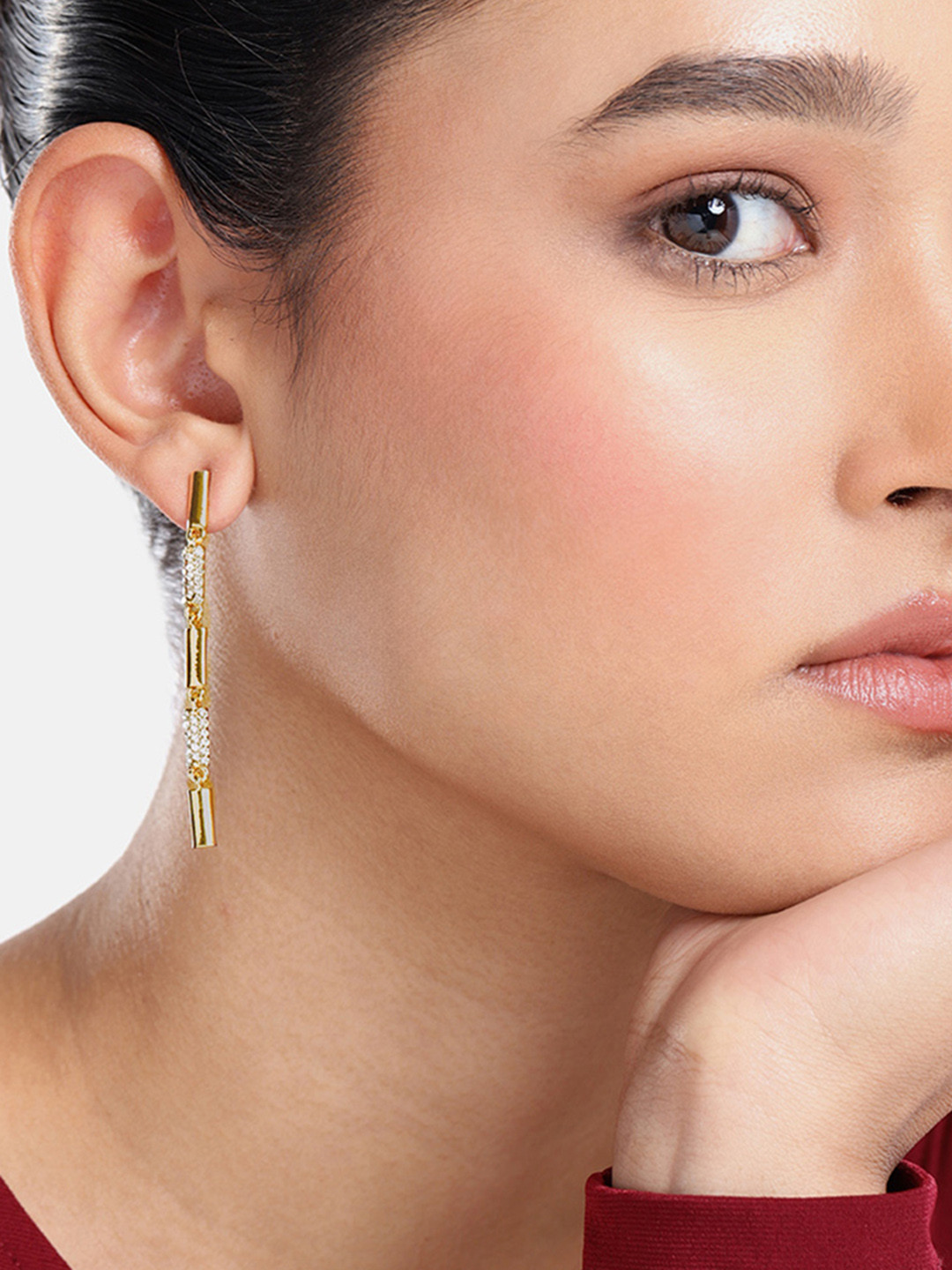 

DressBerry Contemporary Drop Earrings, Gold