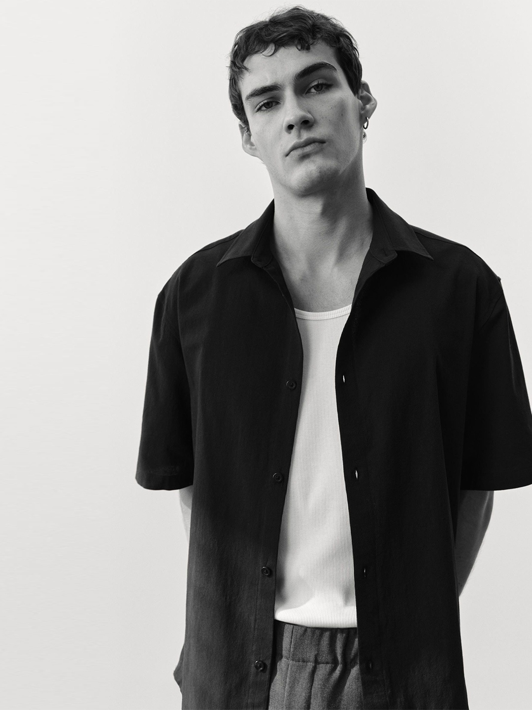 

H&M Regular Fit Textured Shirt, Black