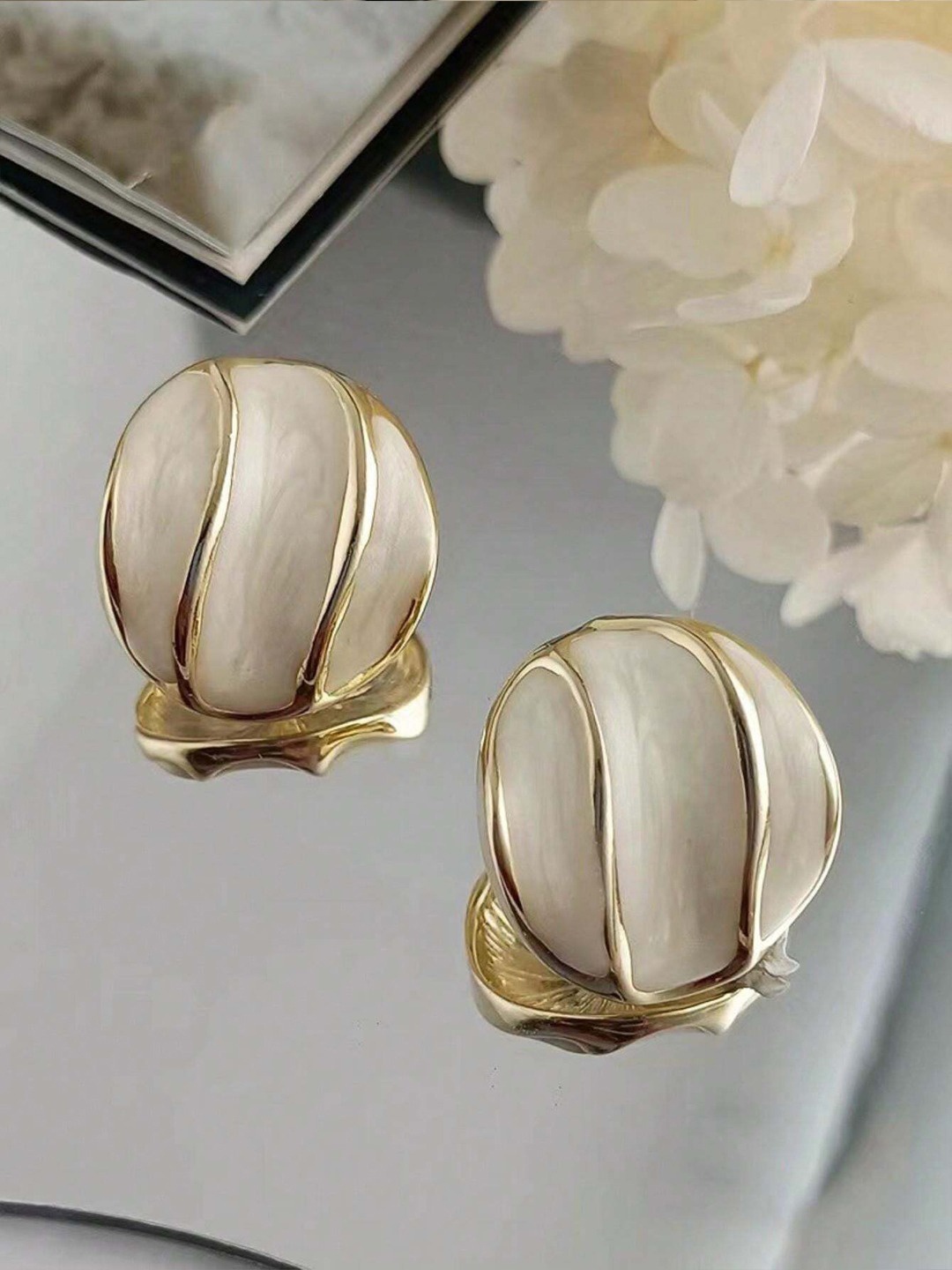 

BEYTER Classic Drop Earrings, White