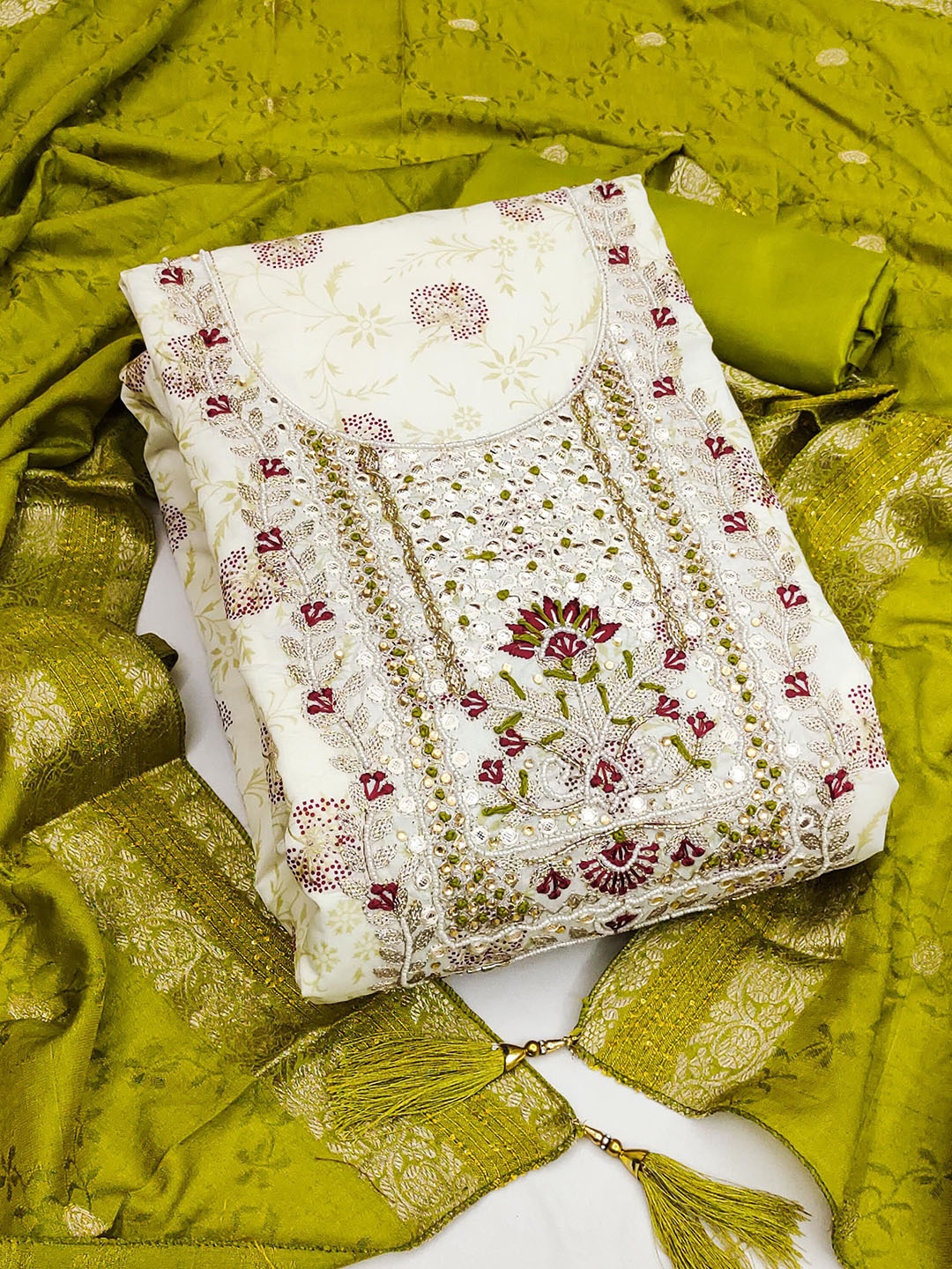 

SHADOW & SAINING Semi-Stitched Dress Material, Off white