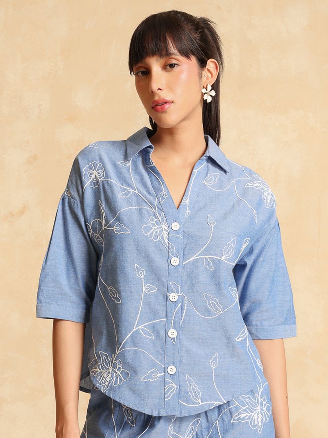 

Kazo Women Floral Opaque Printed Party Shirt, Blue