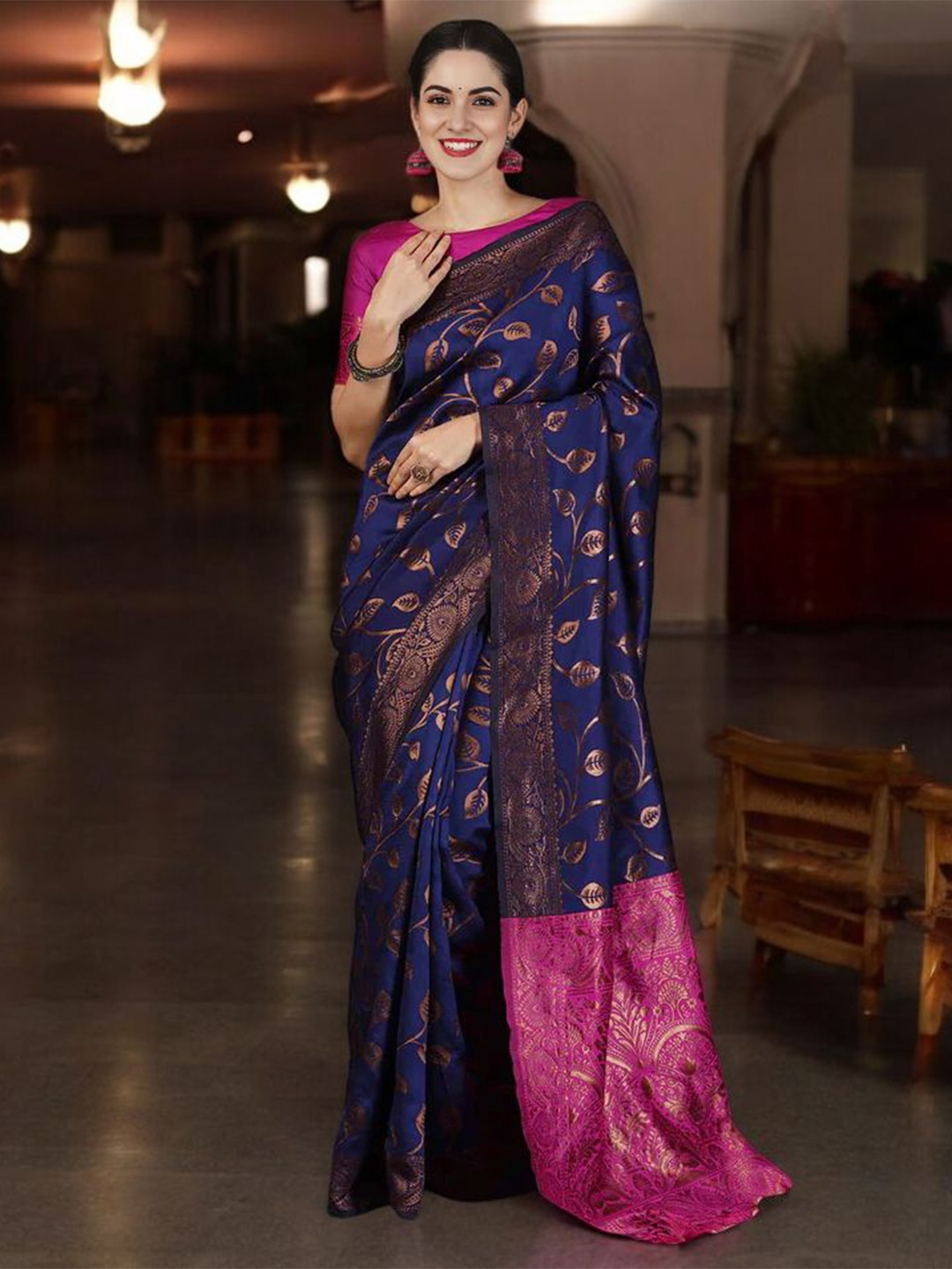 

Blissta Woven Design Zari Silk Blend Banarasi Saree, Navy blue