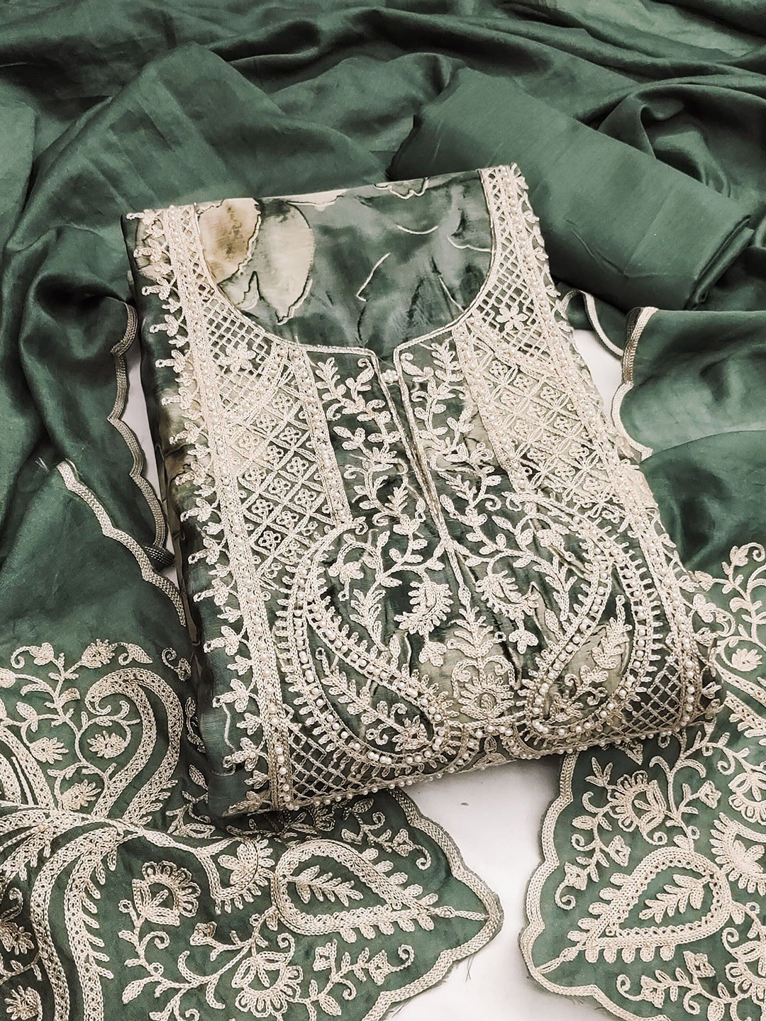 

SHADOW & SAINING Printed Semi-Stitched Dress Material, Sea green