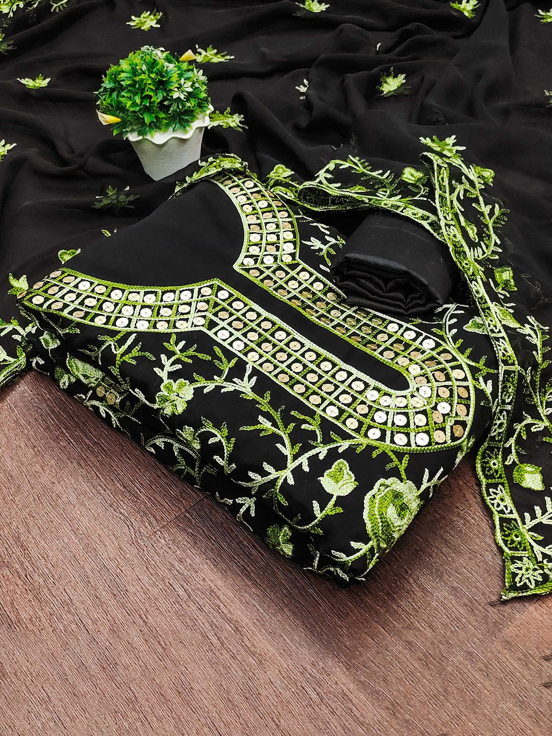 

SHADOW & SAINING Embroidered Silk Georgette Unstitched Dress Material, Black