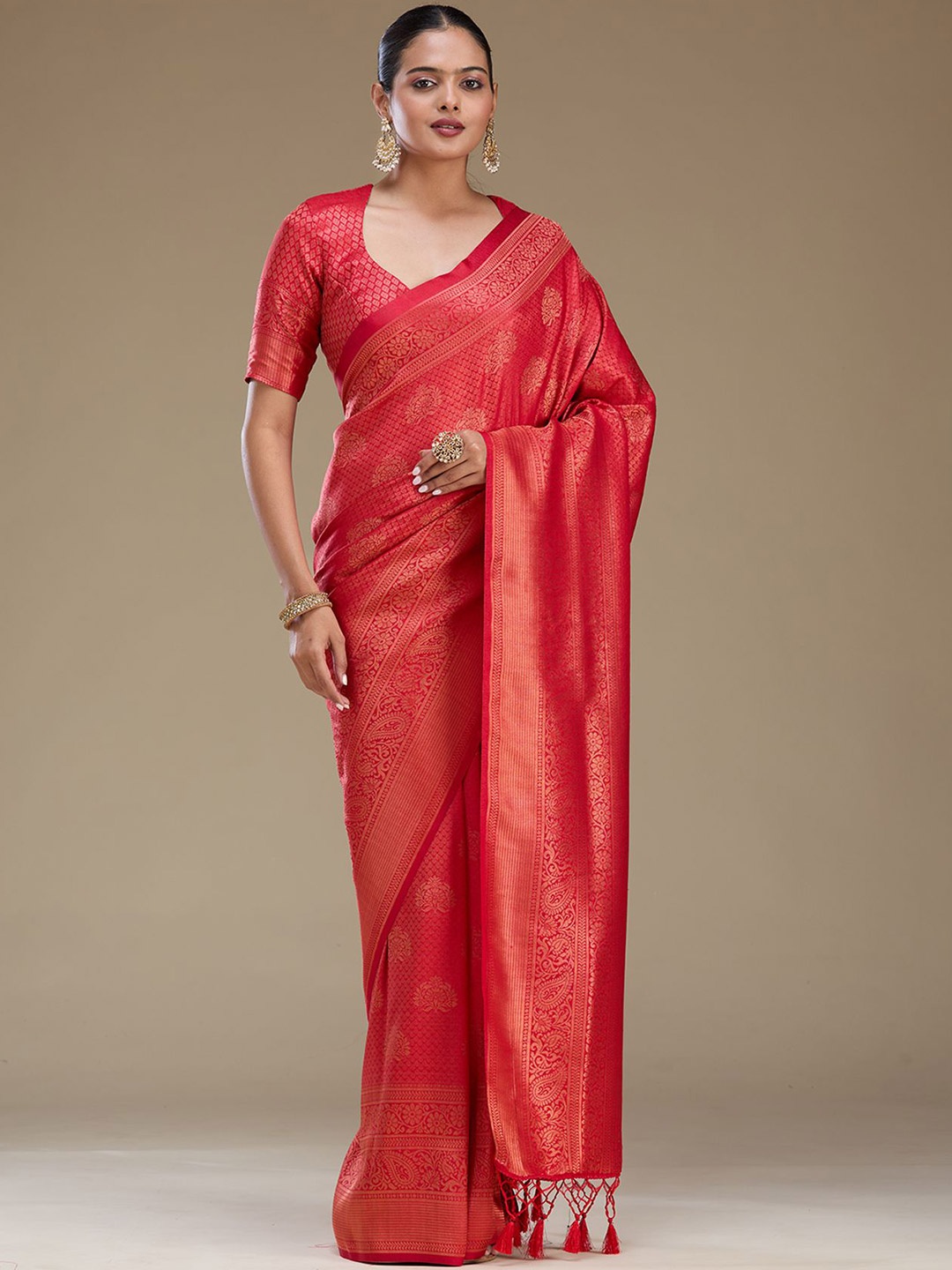 

Koskii Woven Design Zari Art Silk Saree, Red