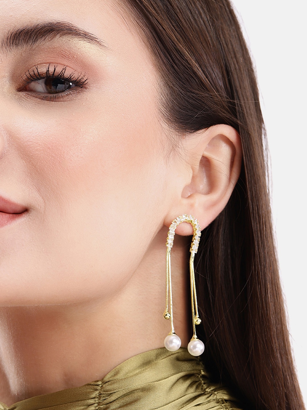 

DressBerry Contemporary Drop Earrings, Gold