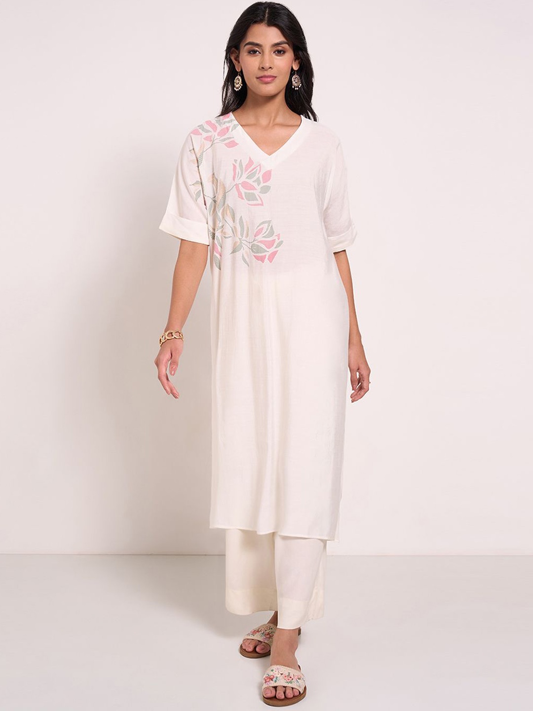 

RANGMANCH BY PANTALOONS Women Flared Sleeves Thread Work Kurta, White