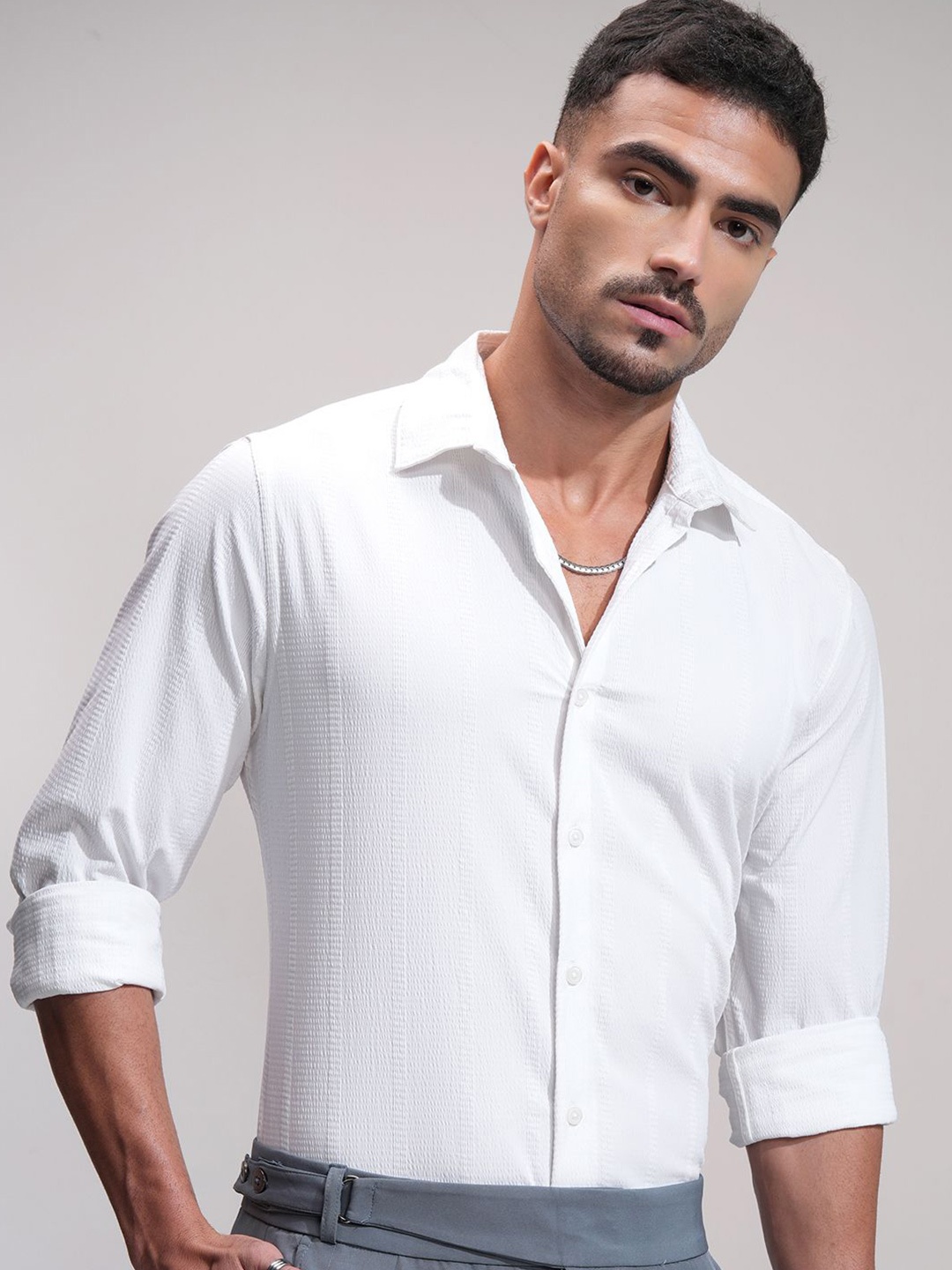 

HIGHLANDER Men Comfort Slim Fit Opaque Casual Shirt, White