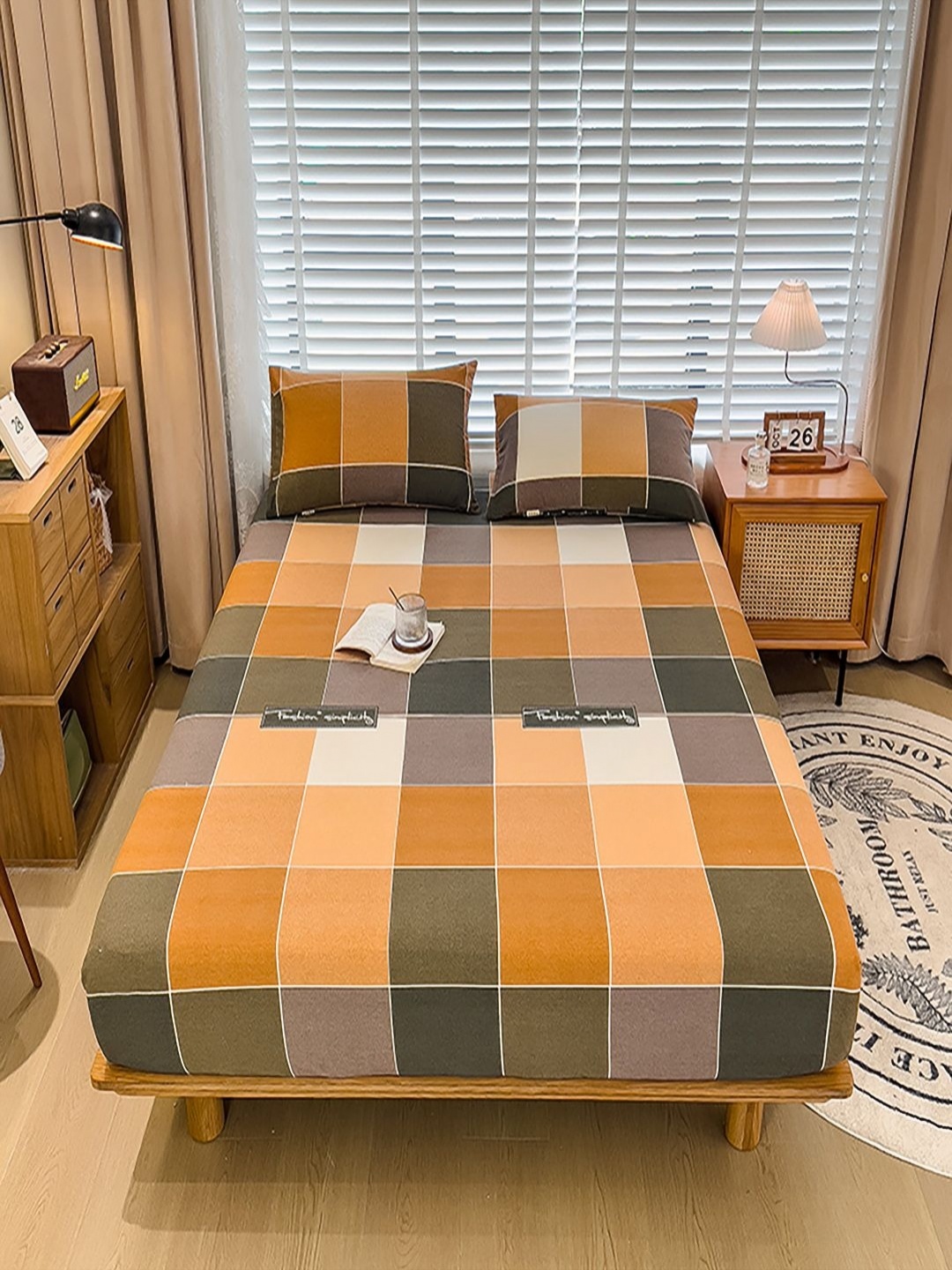 

JC HOME Brown & Green Geometric 220 TC King Bedsheet with 2 Pillow Covers