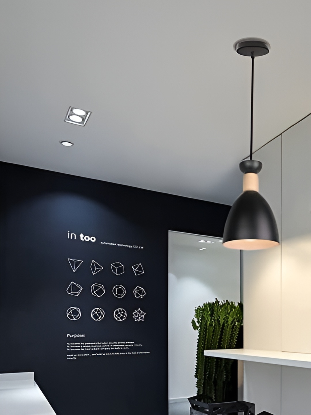 

GAUVIK Black Aluminium Contemporary Ceiling Lamp