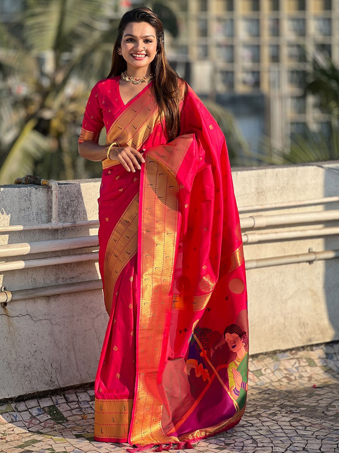 

LeeliPeeri Designer Woven Design Zari Silk Blend Paithani Saree, Pink