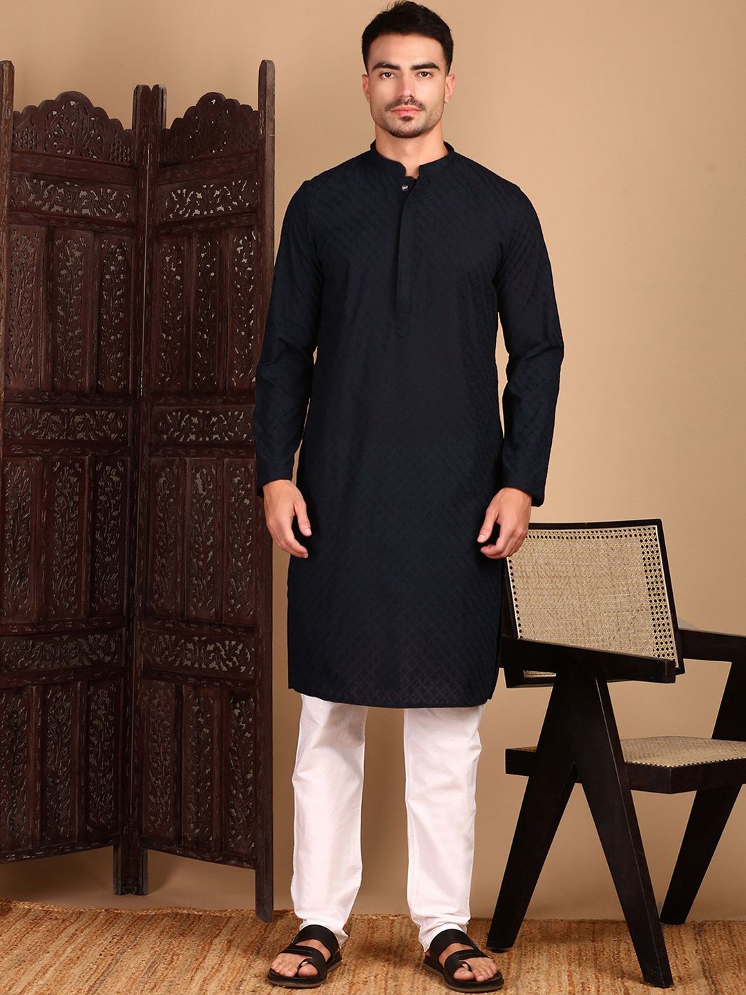 

House of Pataudi Elegant Chikankari Straight Kurta, Blue