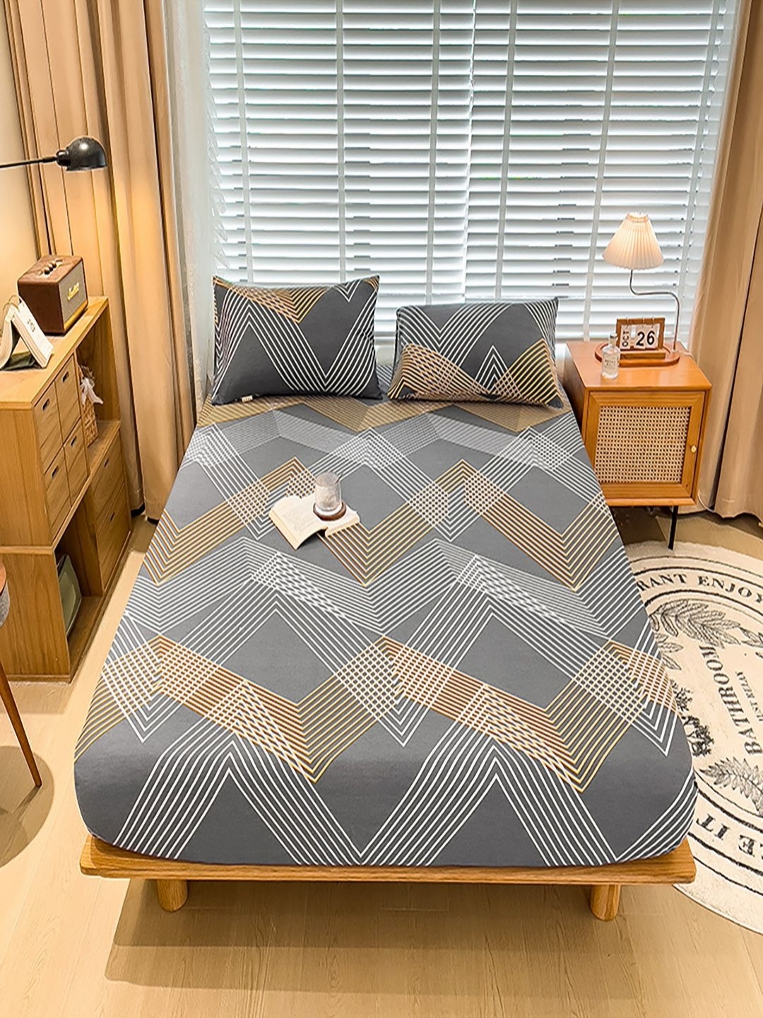 

JC HOME Grey & Yellow Geometric 220 TC Queen Bedsheet with 2 Pillow Covers